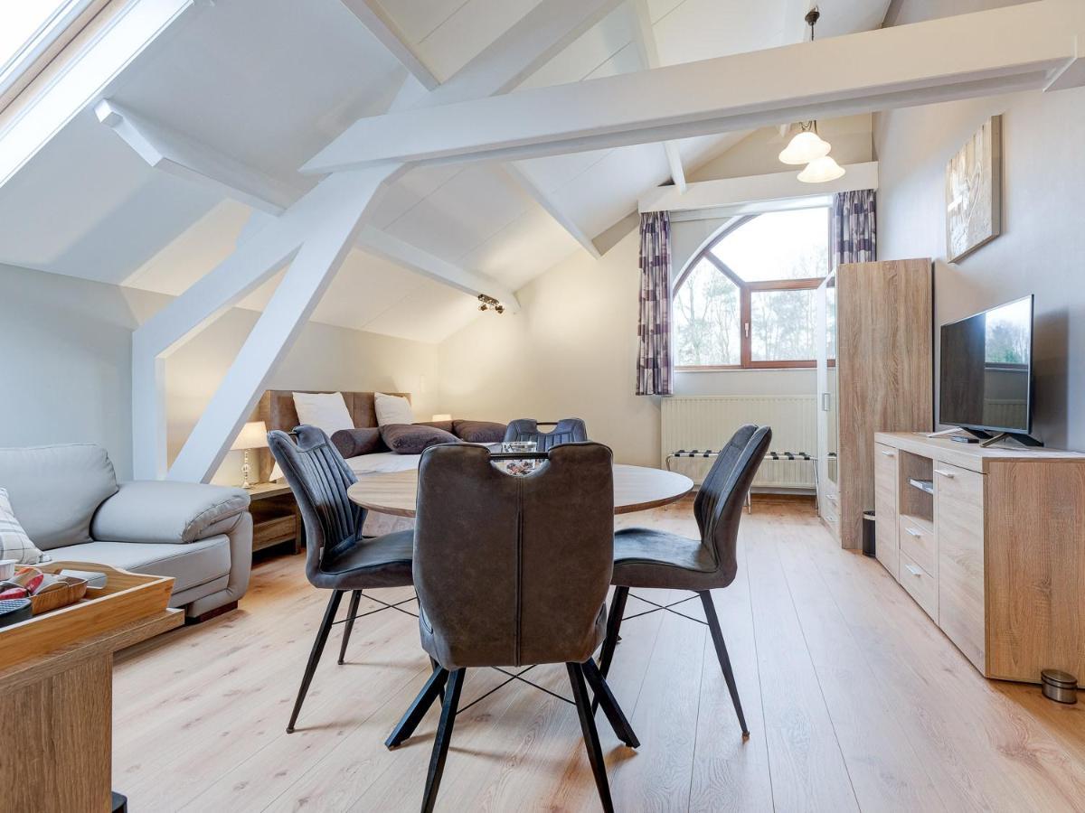 Alury Bed & Breakfast 4*